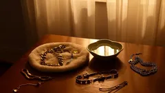 Zo laat je je sieraden van goud en zilver weer stralen met simpele huismiddeltjes